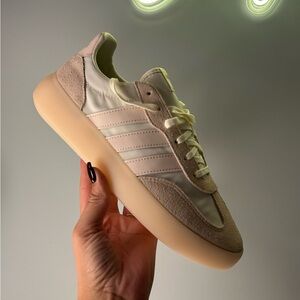 ADIDAS Barreda Decode Womens Size 10